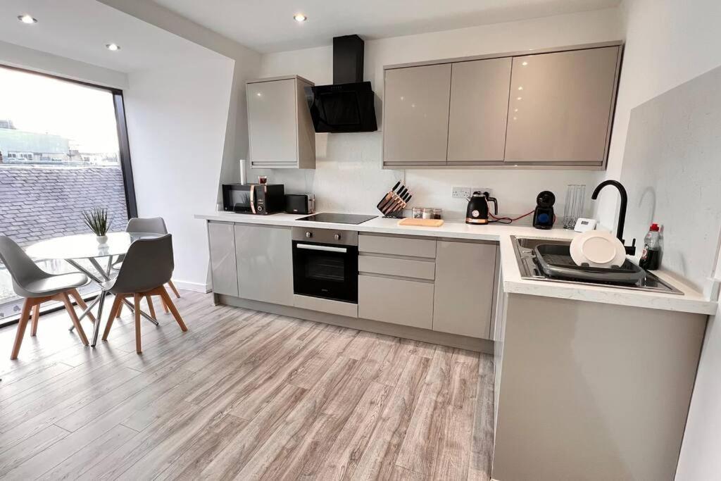 Top Floor Gem In Liverpool City Centreアパートメント エクステリア 写真